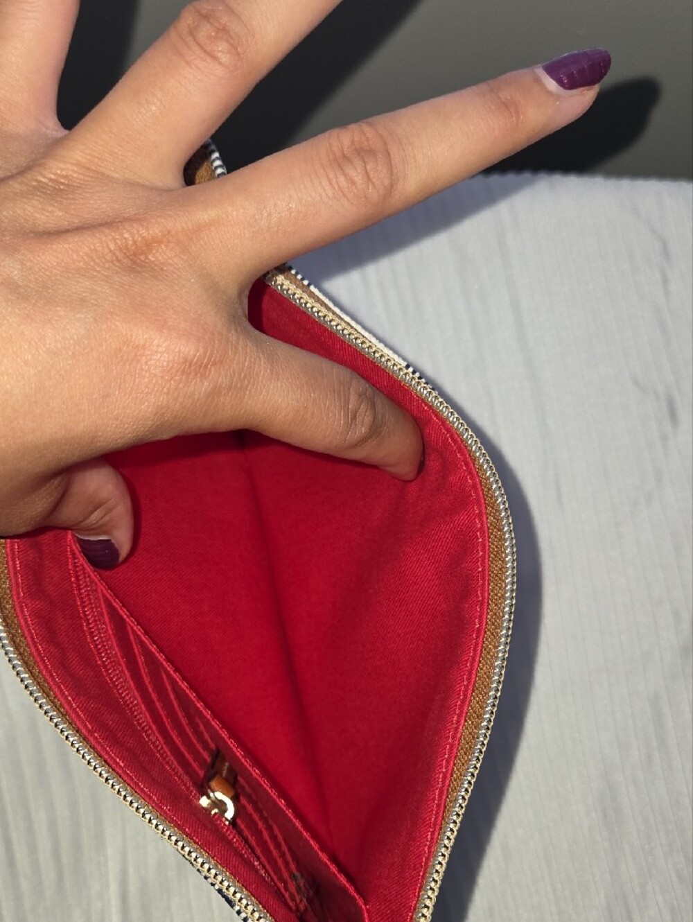 DOONEY & BOURKE CARRINGTON PLAID LEATHER POUCH - Picture 8 of 12